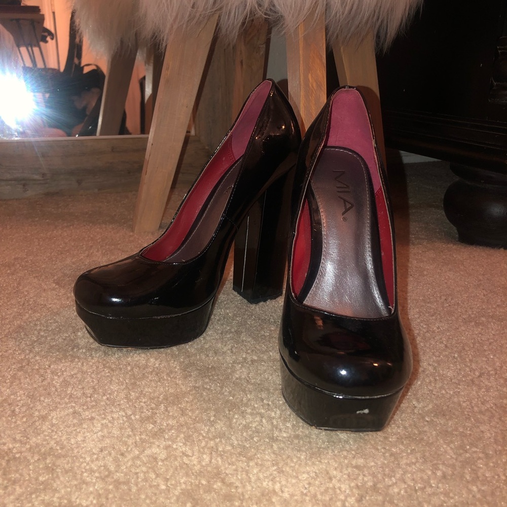 Black heels